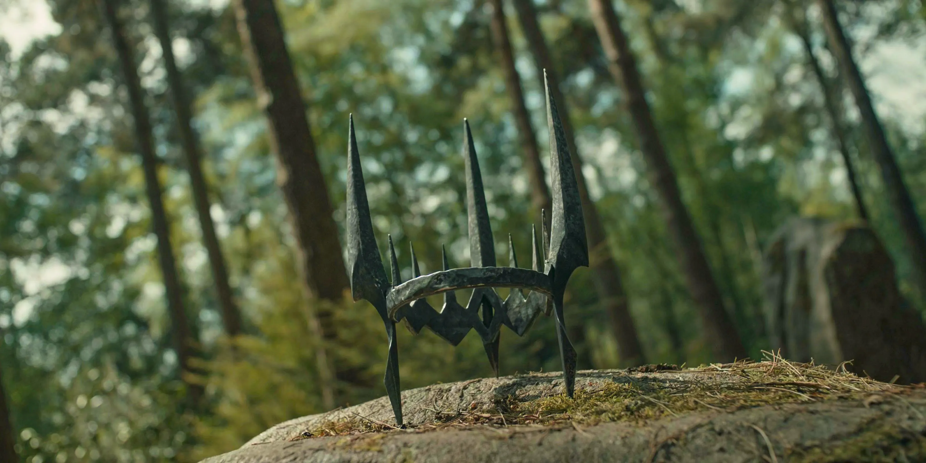 The crown of Morgoth in The Lord of the Rings: The Rings of Power Season 2 Episode 8 Image