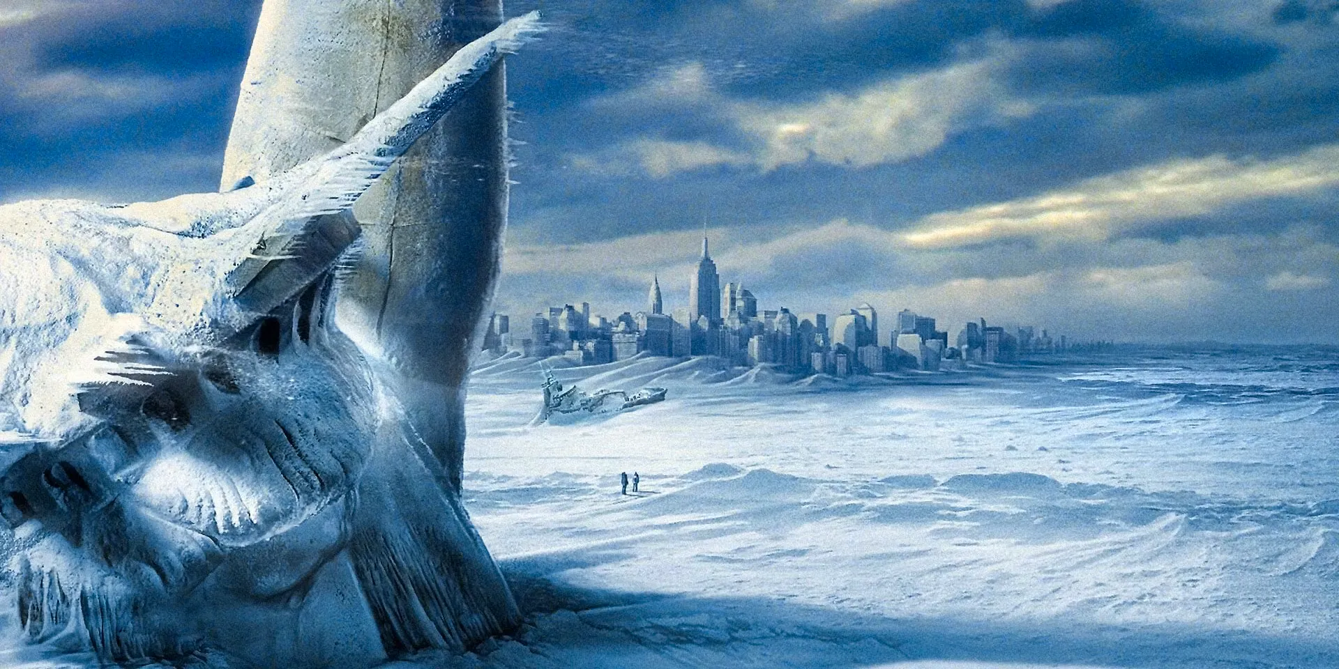 The Statue of Liberty submerged in ice, with NYC in the background surrounded by frozen wasteland in The Day After Tomorrow. Image