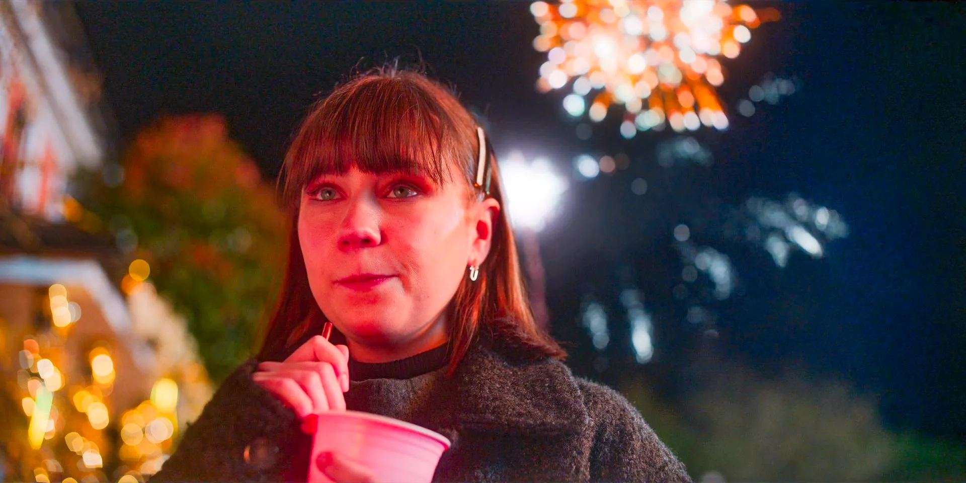 Tori (Jenny Walser) thoughtful on New Year's Eve in Heartstoppers Season 3 Episode 5 Image