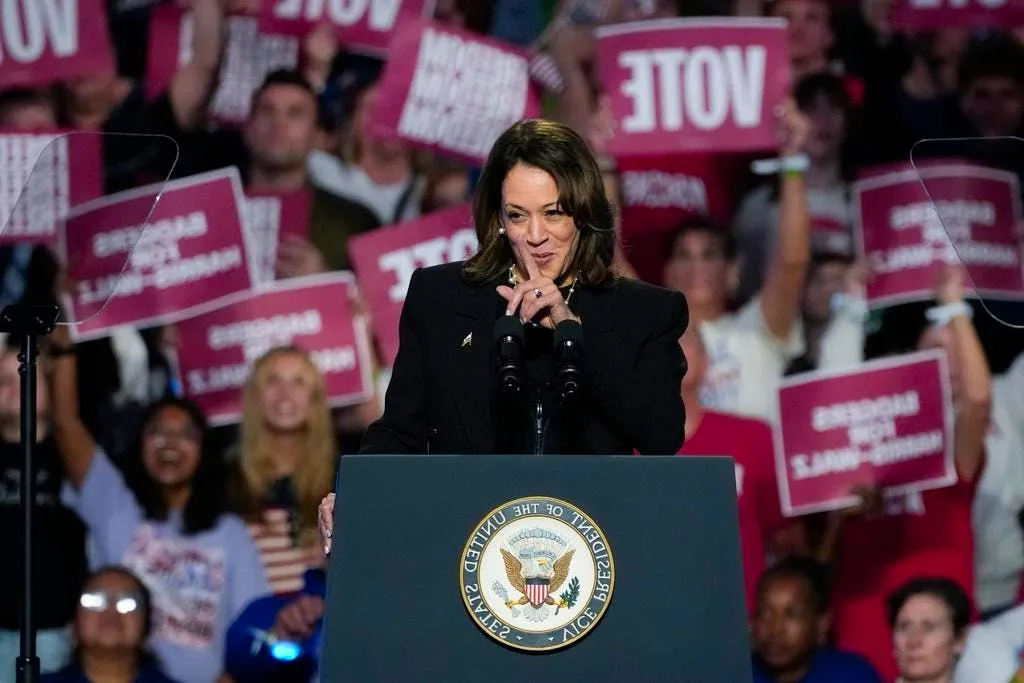 Trump-Harris Betting Markets And Swing States Odds With U.S. President Projections Image