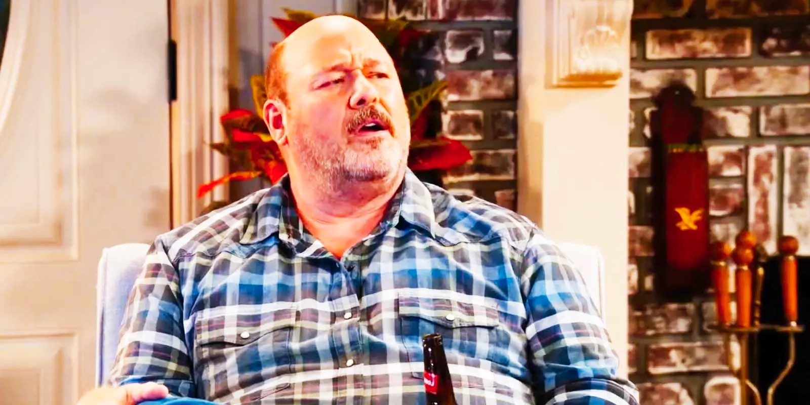 Will Sasso as Jim McAllister in Georgie & Mandy's First Marriage episode 1-1 Image