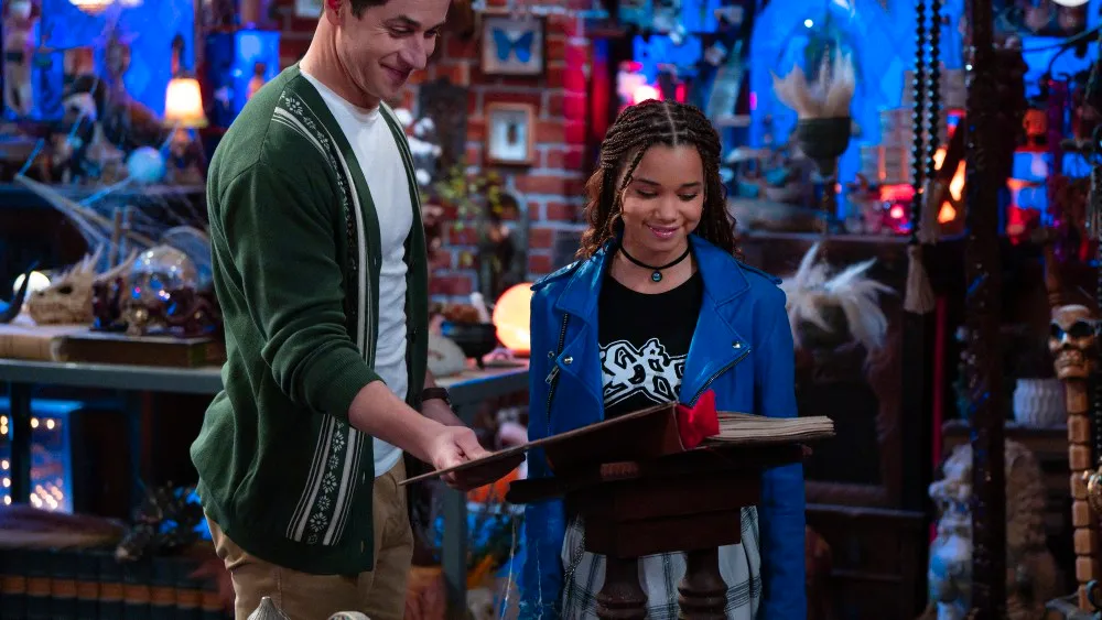 ‘Wizards Beyond Waverly Place’ Is a Hilariously Magical Reboot Even if Selena Gomez Isn’t Around Much: TV Review Image