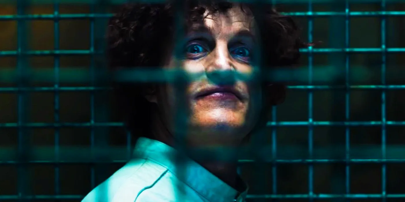 Woody Harrelson as Cletus Kasady in a cell in Venom Let There Be Carnage Image