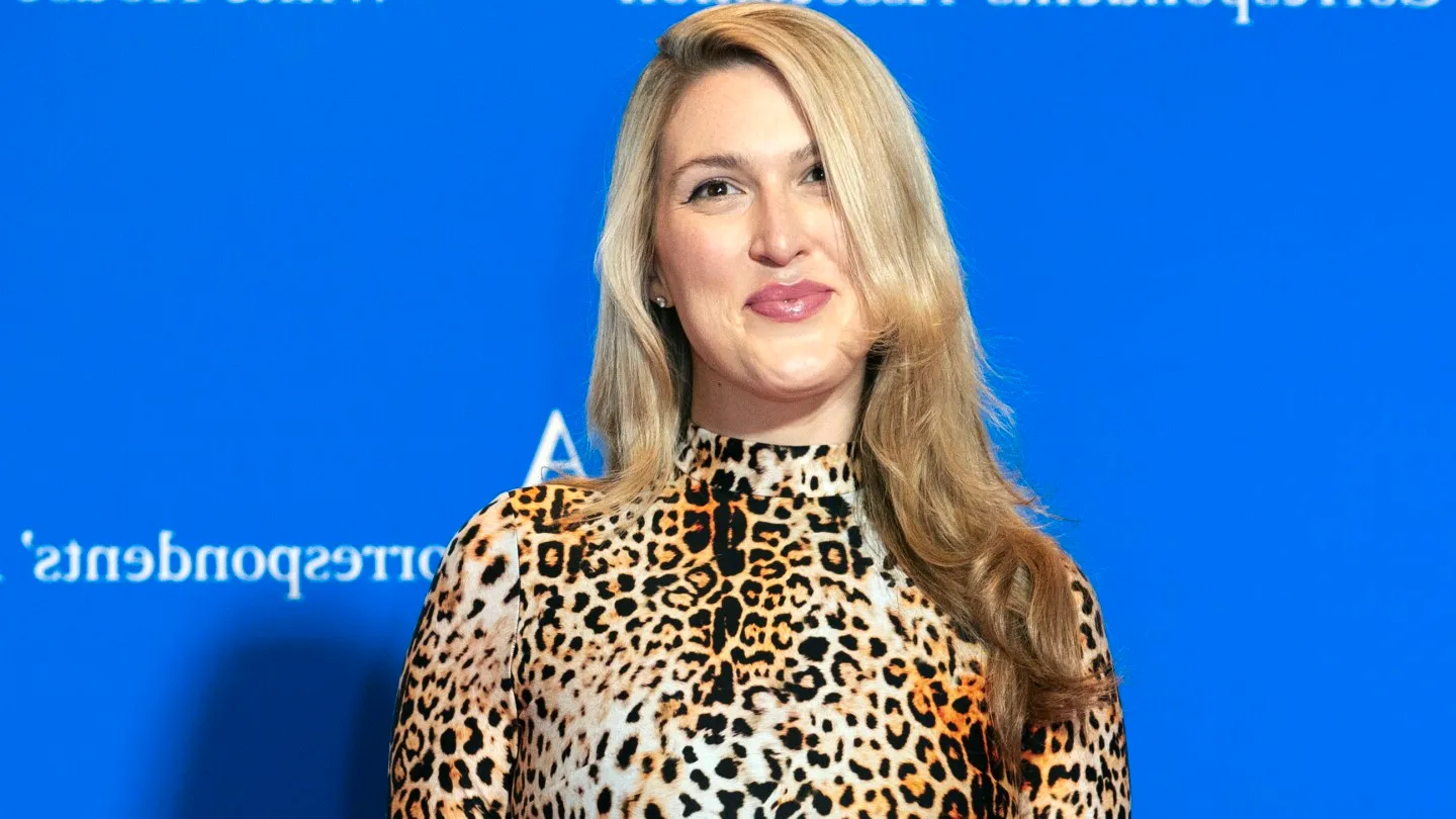 Writer Olivia Nuzzi, New York magazine part ways after relationship with political source revealed Image