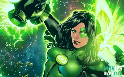 Jessica Cruz lets Mind-Melting Battle Axe Construct flourish in Green Lantern Cosplay.