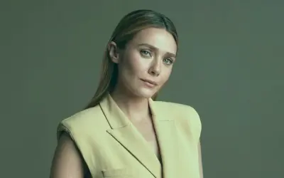 OMG! Elizabeth Olsen's SECRET MCU Return?!  Scarlet Witch SHOCKING Twist in Vision Quest!